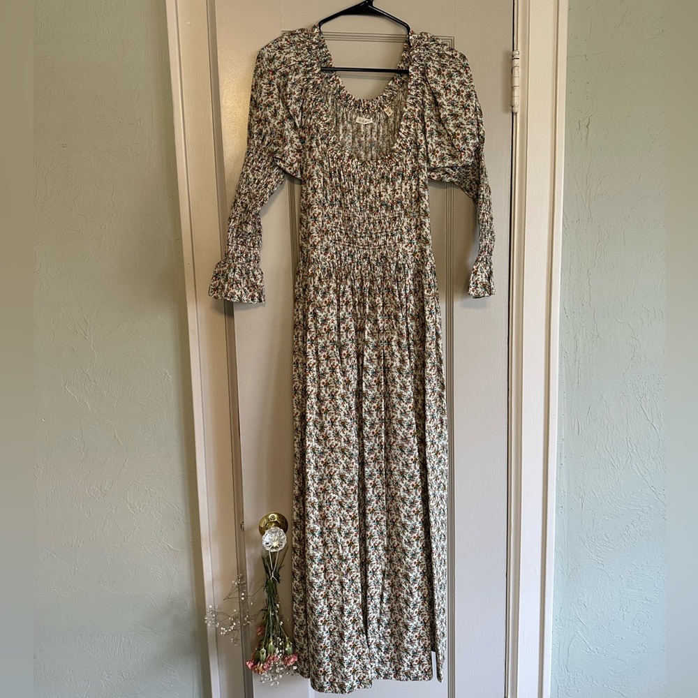 NOT FOR SALE— DOEN Meribel long sleeve floral dress size Small